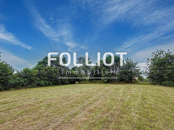 Terrain constructible à Hambye 1000m²