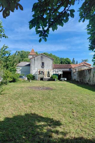 Maison
         7 pièces
        - 145 m² 118 000 € *