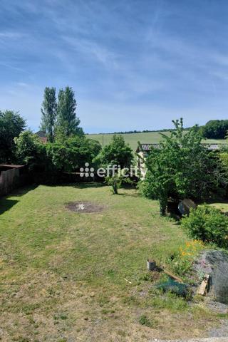 Maison
         7 pièces
        - 145 m² 118 000 € *