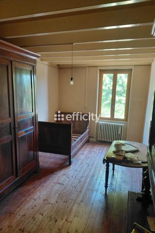 Maison
         7 pièces
        - 145 m² 118 000 € *