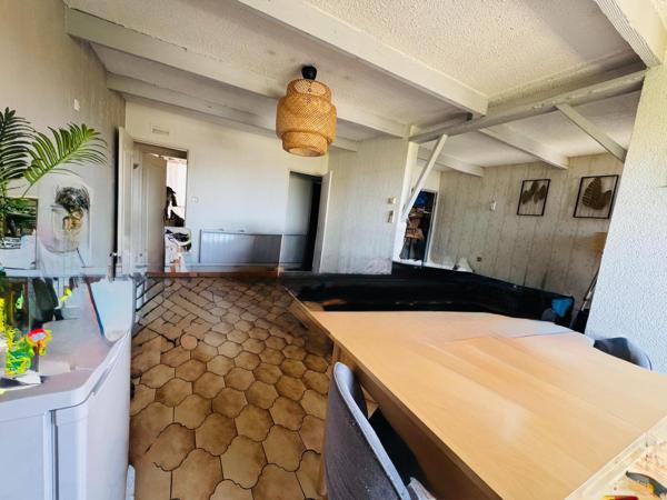UN GRAND T4 TRAVERSANT À ST GABRIEL - BALCON VUE MER - RESIDENCE CALME - GARAGE EN SUS
