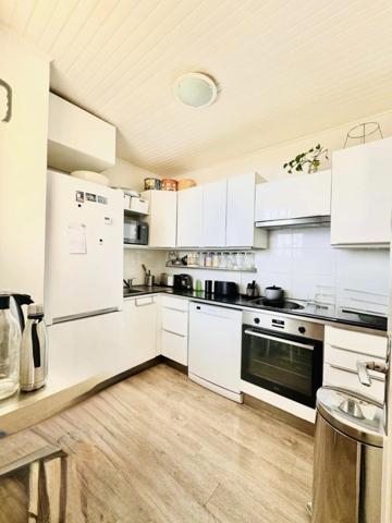 UN GRAND T4 TRAVERSANT À ST GABRIEL - BALCON VUE MER - RESIDENCE CALME - GARAGE EN SUS