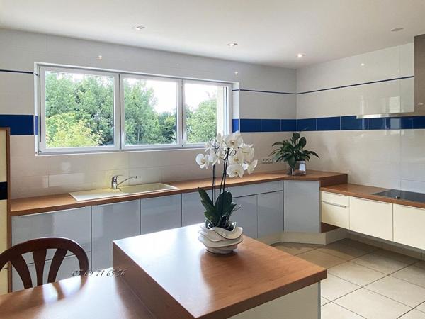 Maison Fougeres 5 pièce(s) 170 m2