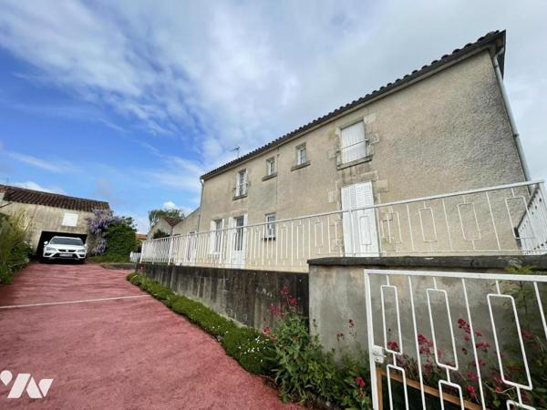 Maison d'habitation offrant environ 135 m² habitables sur une parcelle de 1193 m².