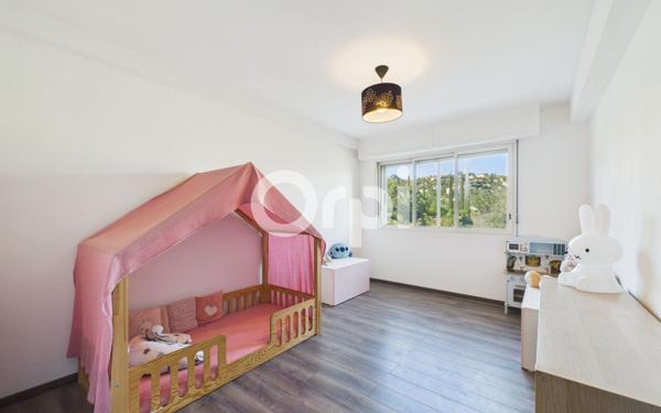 Appartement à vendre    3 pièces • 81 m2 Mandelieu-la-Napoule