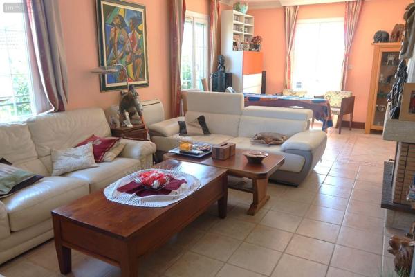 Pavillon à vendre à Thuré dans la Vienne (86540), ref : 86024-MAIS2399   
Centre bourg