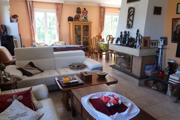 Pavillon à vendre à Thuré dans la Vienne (86540), ref : 86024-MAIS2399   
Centre bourg