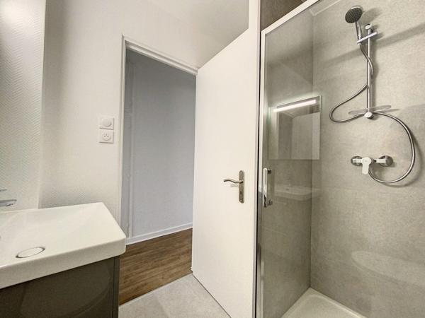 STRASBOURG Quartier des XV - Magnifique studio de bonne taille