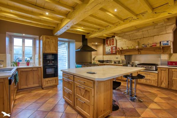 Maison à vendre |  Jaure |  13 pièces | 350 m²