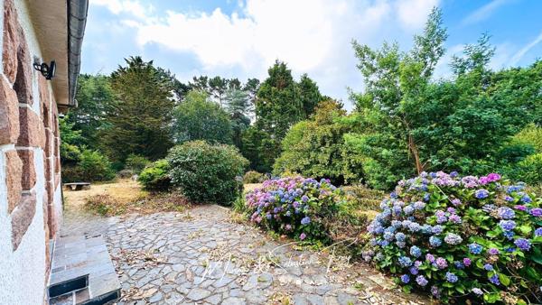 Maison traditionnelle sur plus d’un hectare à 5 min de la mer