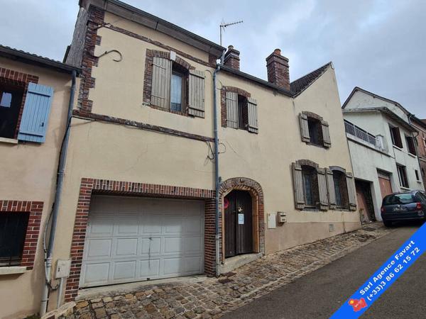 Maison 9 pièces 150m² à vendre à Joigny 89300
