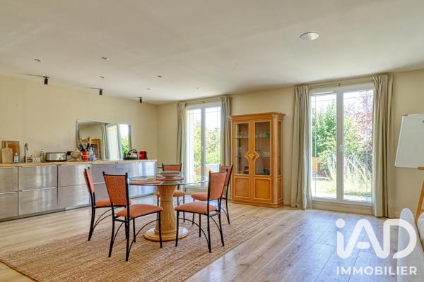 Maison à vendre 8 pièces 200,4 m² Groslay