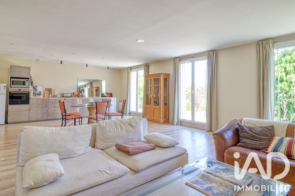 Maison à vendre 8 pièces 200,4 m² Groslay