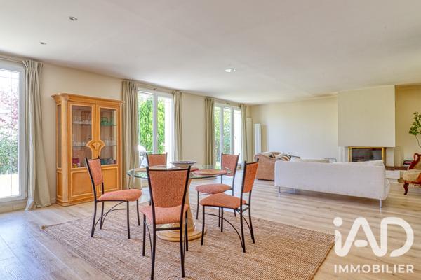 Maison à vendre 8 pièces 200,4 m² Groslay
