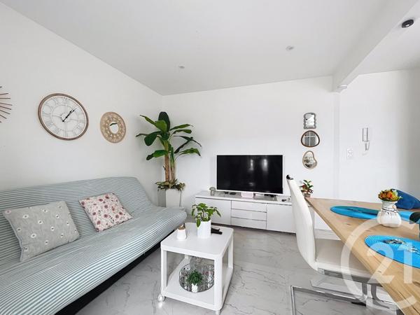 Appartement F2 Bis à vendre  3 pièces - 43,75 m 2   CORBEIL ESSONNES  - 91