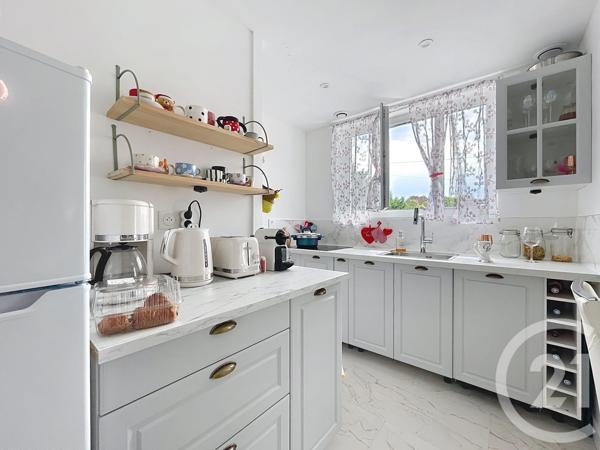 Appartement F2 Bis à vendre  3 pièces - 43,75 m 2   CORBEIL ESSONNES  - 91