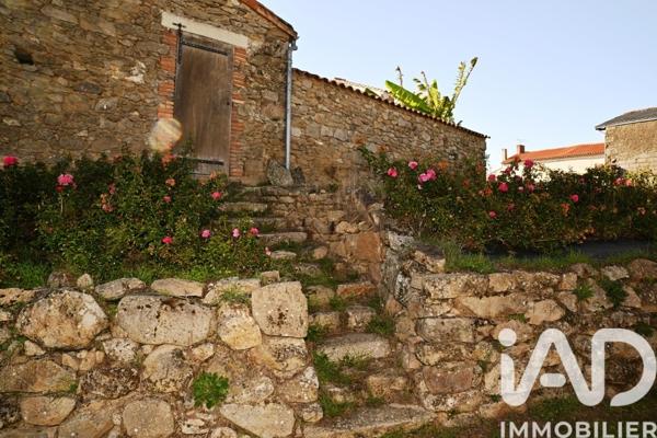 Maison à vendre 7 pièces 178 m² Le Poiré-sur-Vie