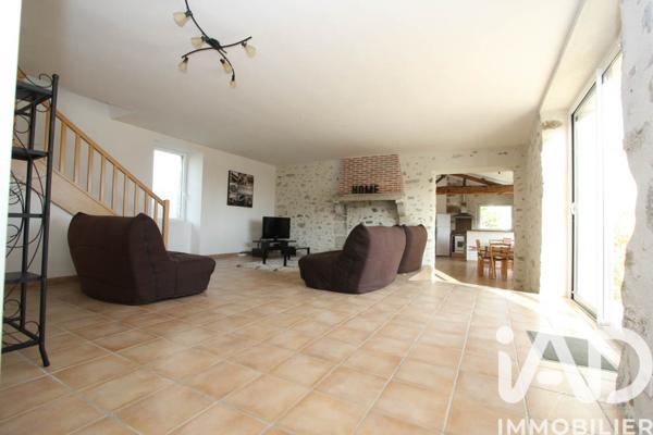 Maison à vendre 7 pièces 178 m² Le Poiré-sur-Vie