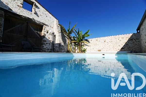 Maison à vendre 7 pièces 178 m² Le Poiré-sur-Vie