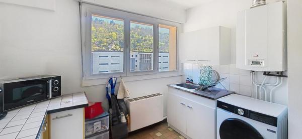 T2 secteur St Germain avec cave et place de parking