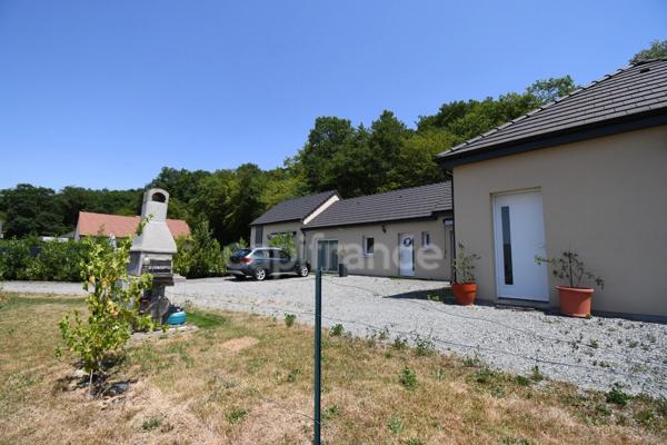 Maison à vendre 7 pièces URZY (58) 5 chambres
