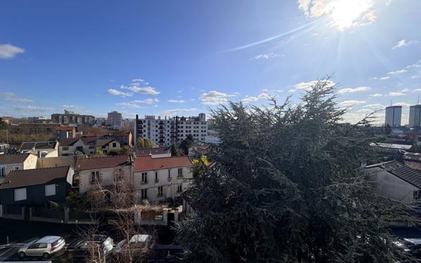 Appartement à vendre    3 pièces • 59 m2 Bagnolet