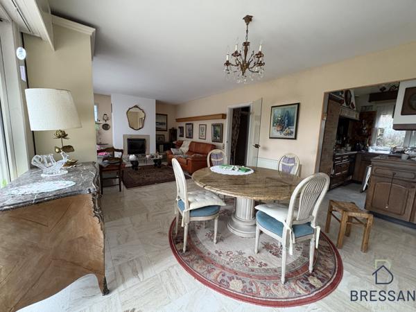 Maison 5 pièce(s) 2 chambre(s) 141 m²