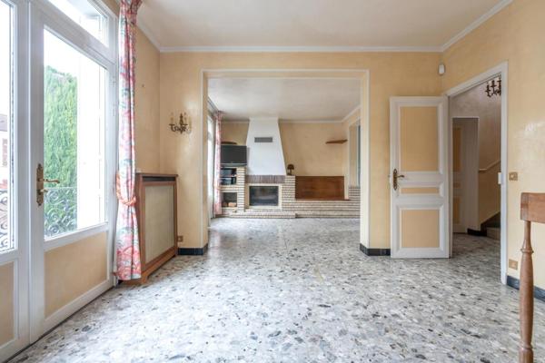 Rare maison familiale avec jardin à 8 min. du RER A