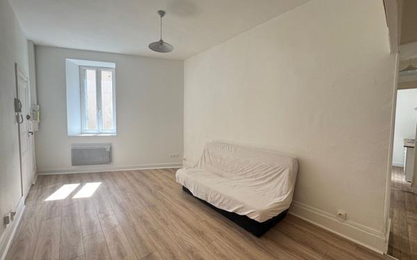 Appartement à louer    1 pièce • 33 m2 Mazamet