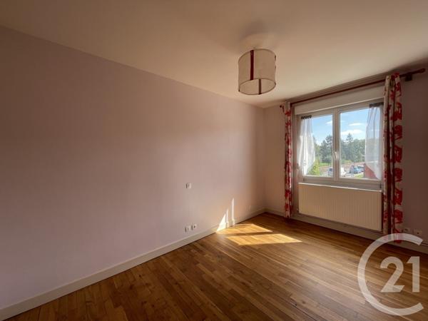 Immeuble à vendre  350 m2 GUISE - 02