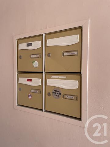 Immeuble à vendre  350 m2 GUISE - 02