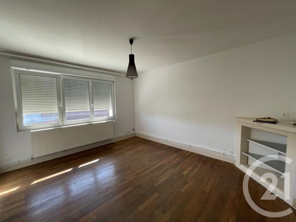 Immeuble à vendre  350 m2 GUISE - 02