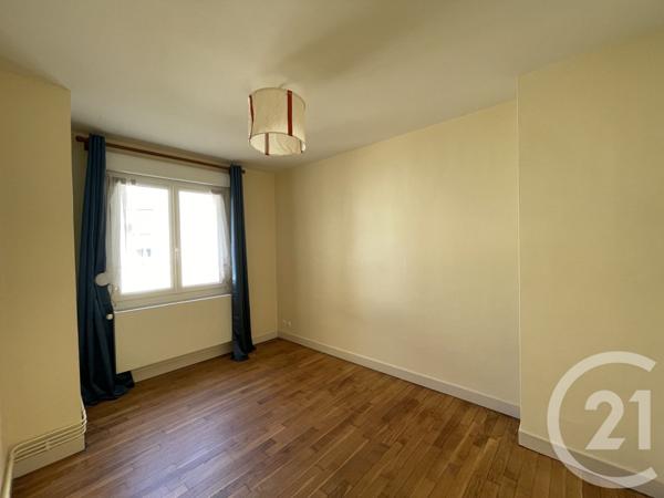 Immeuble à vendre  350 m2 GUISE - 02