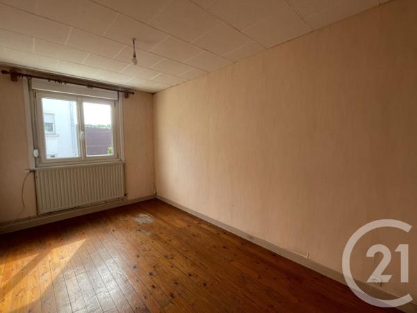 Immeuble à vendre  350 m2 GUISE - 02