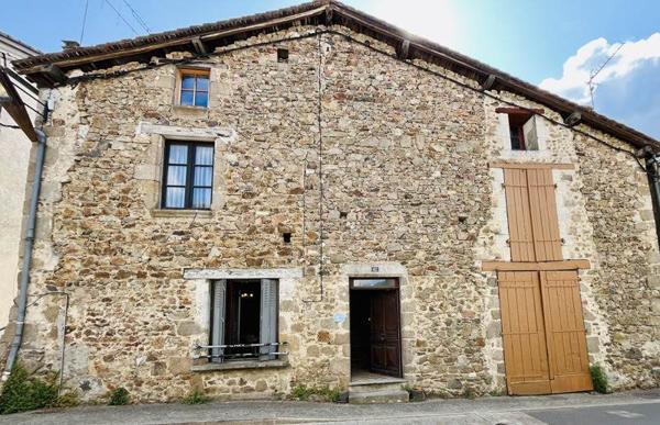 Maison à vendre |  Saint-Germain-de-Confolens |  4 pièces | 84 m²