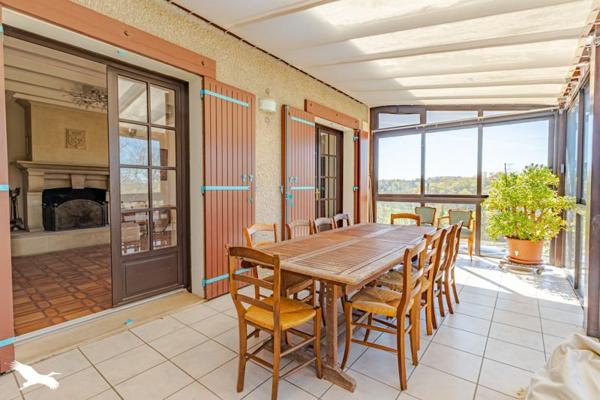 Maison à vendre |                                       Lignan-de-Bordeaux |                                        9 pièces  |  255 m²
