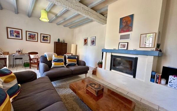 Maison à vendre    3 pièces •  Rouvenac