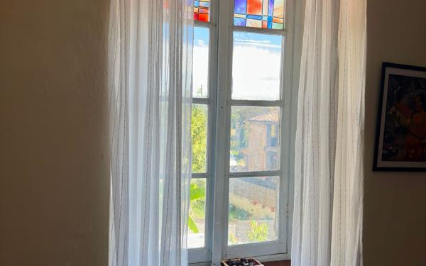 Maison à vendre    3 pièces •  Rouvenac