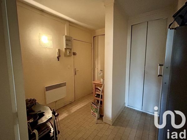 Appartement 2 pièces de 57 m² à Chantilly (60500)