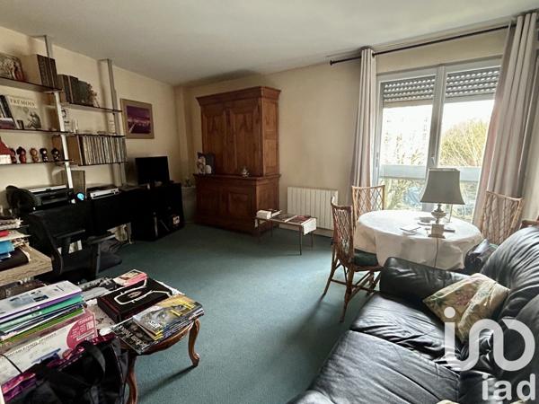 Appartement 2 pièces de 57 m² à Chantilly (60500)