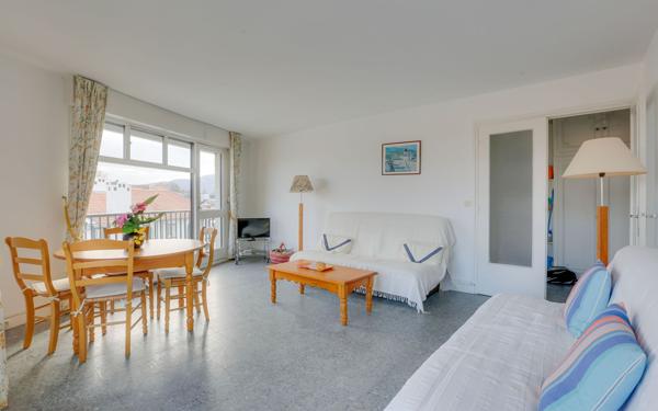 Appartement à vendre    2 pièces • 52,08 m2 Saint-Jean-de-Luz