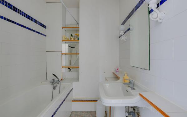 Appartement à vendre    2 pièces • 52,08 m2 Saint-Jean-de-Luz