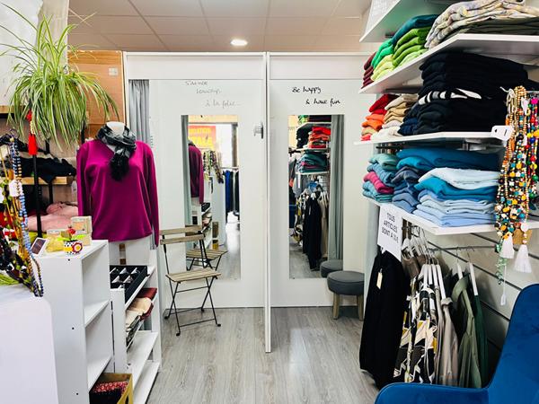 Local commercial Venelles 68 m²