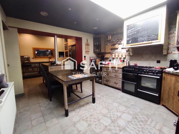 MAISON FAMILIALE 149M²