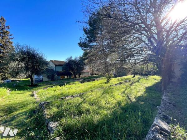 GRASSE/St-Antoine, Che. des Chèvrefeuilles. Propriété de 200m² avec piscine - Vente en NUE-PROPRIETE