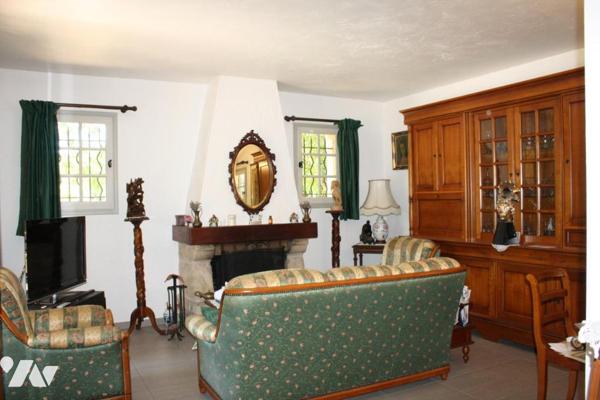 GRASSE/St-Antoine, Che. des Chèvrefeuilles. Propriété de 200m² avec piscine - Vente en NUE-PROPRIETE