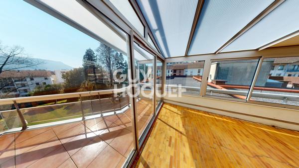 À louer – Appartement d’exception de 162 m² au dernier étage d’une résidence de standing à Voiron