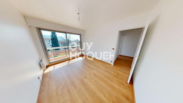 À louer – Appartement d’exception de 162 m² au dernier étage d’une résidence de standing à Voiron