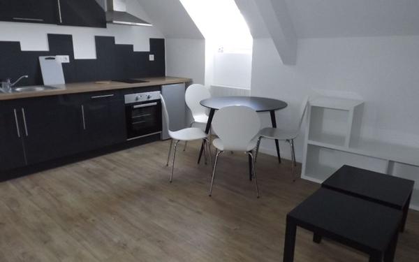 Appartement à louer    1 pièce • 20,67 m2 Guingamp