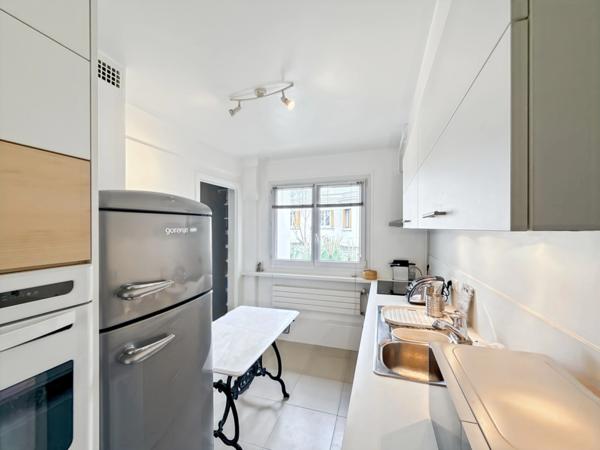 APPARTEMENT 3 PIECES DERNIER ETAGE HAMEAU BOILEAU